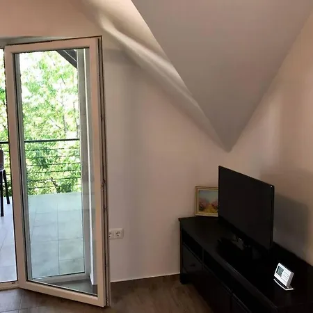 'new' Sunkissed On The Old Hill Apartment Balatonalmádi