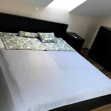 'new' Sunkissed On The Old Hill Balatonalmádi