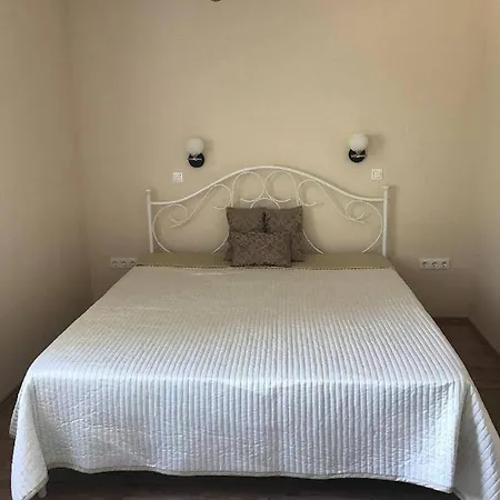 'new' Sunkissed On The Old Hill