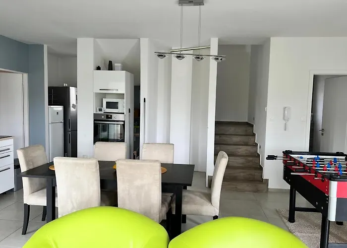 Apartment 'new' Sunkissed On The Old Hill Balatonalmadi